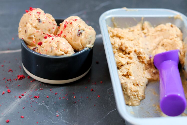 DRUNKEN COOKIE-DOUGH ICE-CREAM